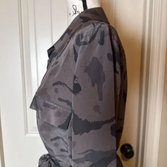 L Agence Button Front 3/4 Sleeve Abstract Silk Dress Purple Size M Designer Luxe - Picture 11 of 16